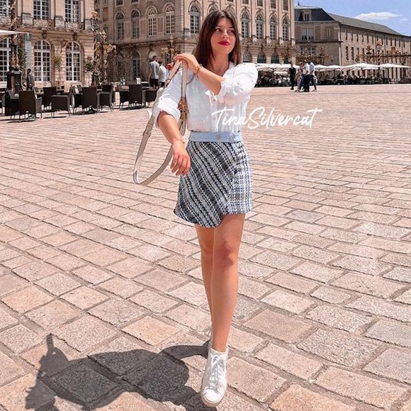 BLOGGER'S FAVE! Zara Textured Weave Mini Skirt Blue Sz M NWT - Picture 3 of 13